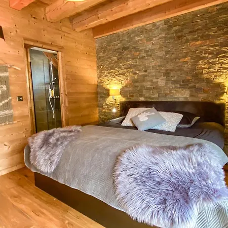 Grand Area Chalet *
